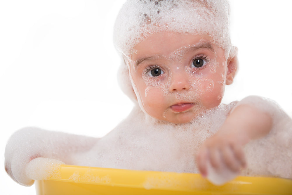 3 Best Non-Toxic Shampoos For Babies and Kids: Tear-Free, Easy to Use